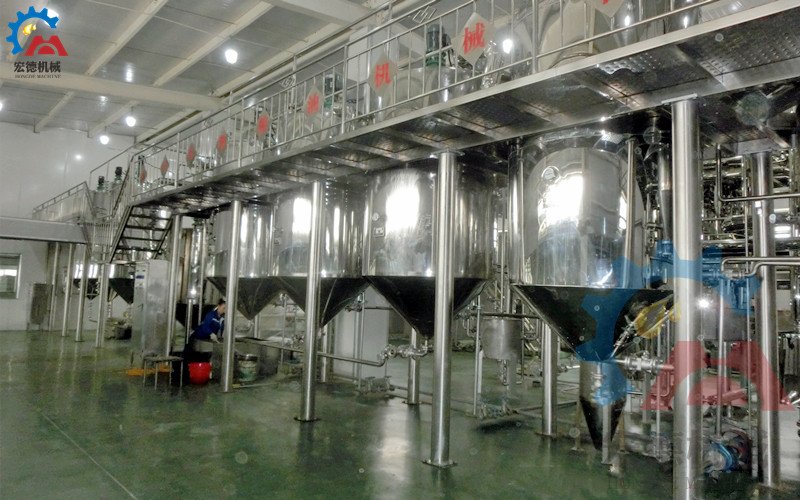 精煉大豆油設(shè)備，廠家按需定制提供免費安裝調(diào)試服務(wù)